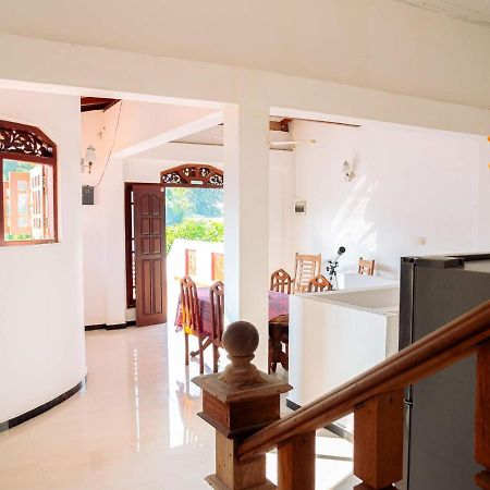 Surfing Guest House ماتارا المظهر الخارجي الصورة