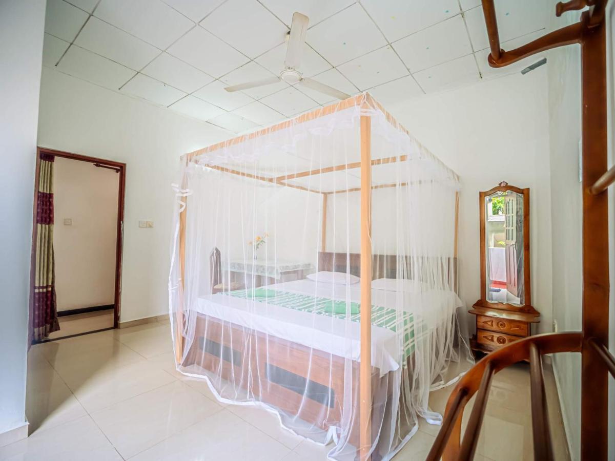 Surfing Guest House ماتارا المظهر الخارجي الصورة