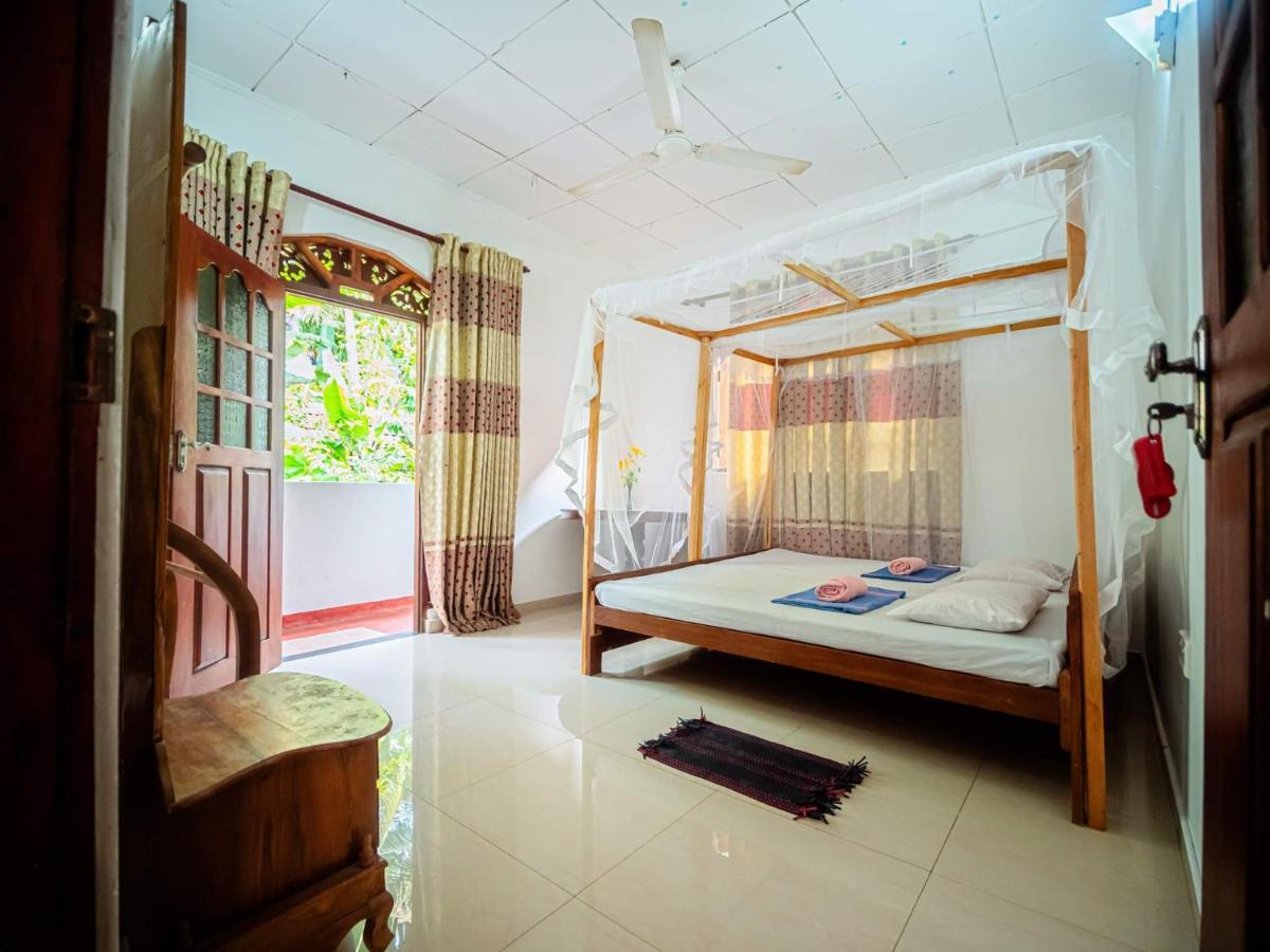 Surfing Guest House ماتارا المظهر الخارجي الصورة