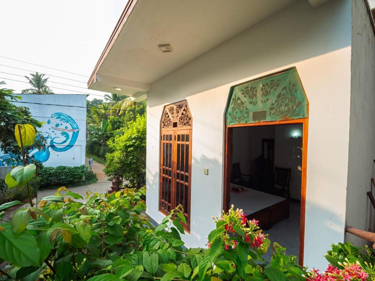 Surfing Guest House ماتارا المظهر الخارجي الصورة